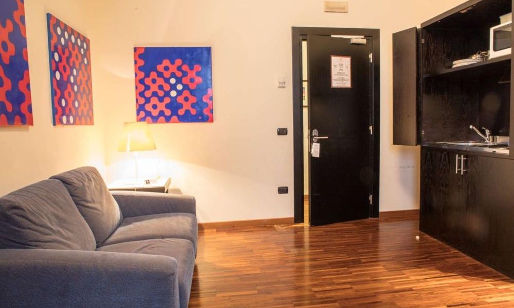 APPARTAMENTO (1-3 PERSONE) Residenza Mecenate Roma APPARTAMENTO (1-3 PERSONE) Residenza Mecenate Roma